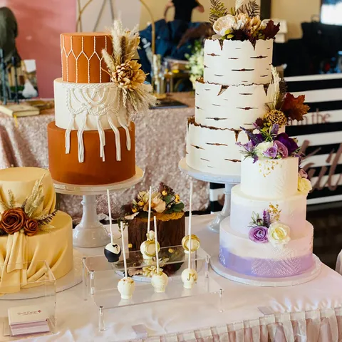 Terracotta and white fondant tiered wedding cake